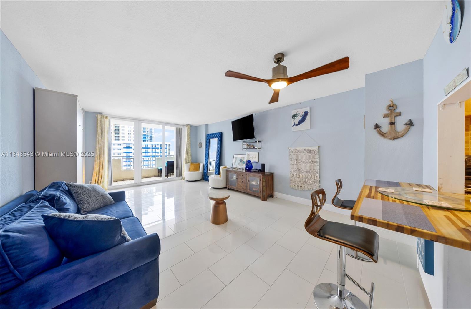 Photo of 3180 Ocean Dr  #607, Hallandale Beach, Florida, 33009 - 