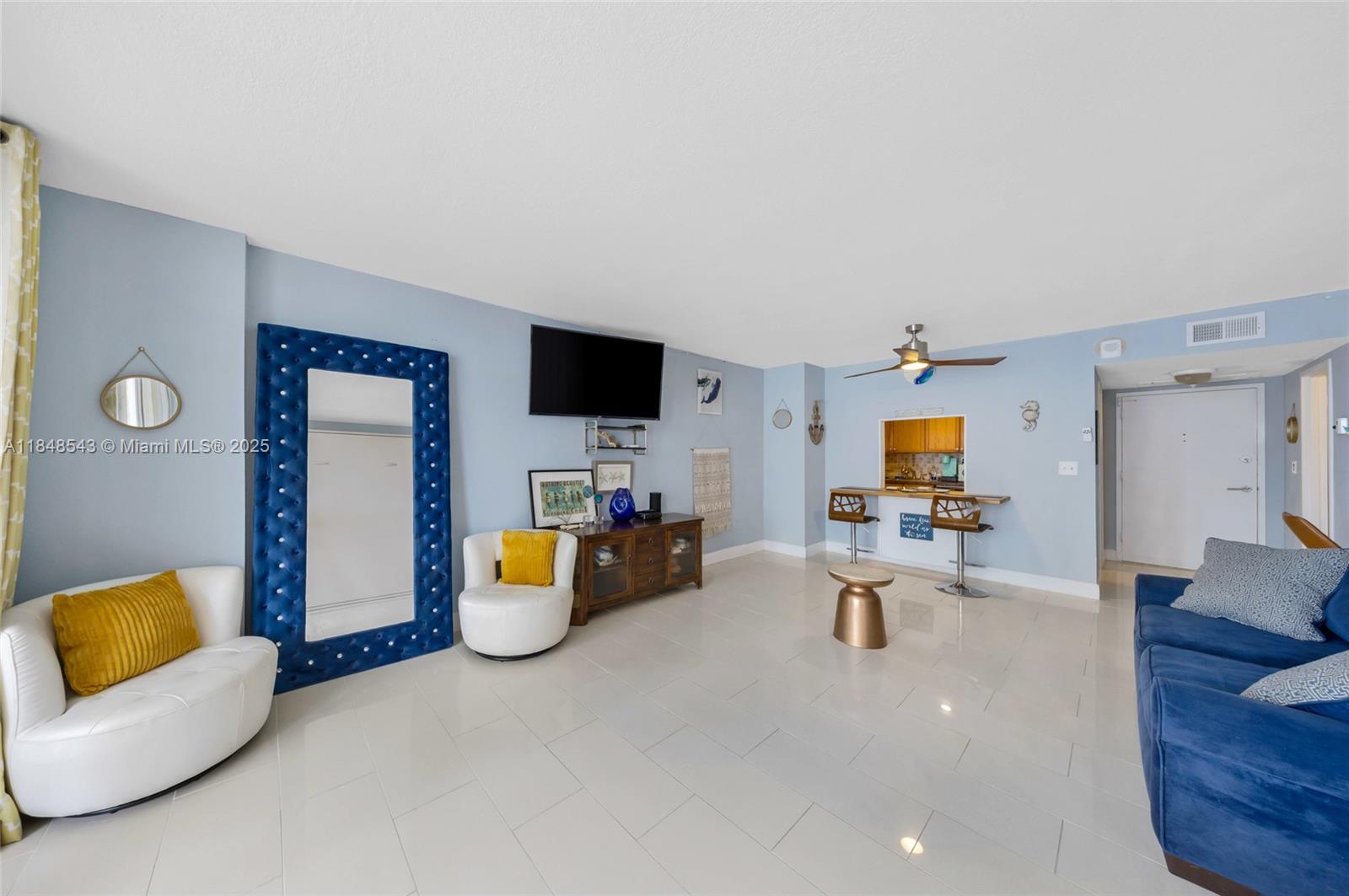 Photo of 3180 Ocean Dr  #607, Hallandale Beach, Florida, 33009 - Living room area