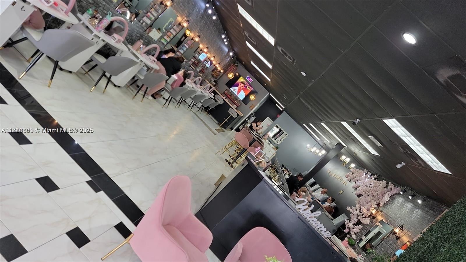 See details / sq. ft. $ 2025-07-29 0 Photo