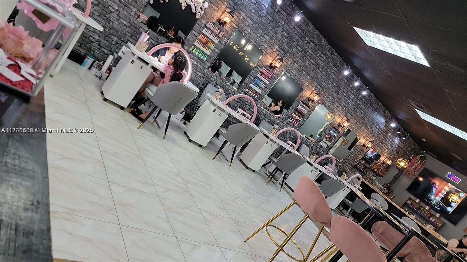 See details / sq. ft. $ 2025-07-29 0 Photo