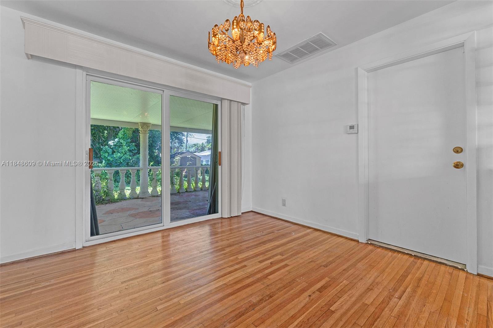 See details / sq. ft. $ 2025-07-29 0 Photo