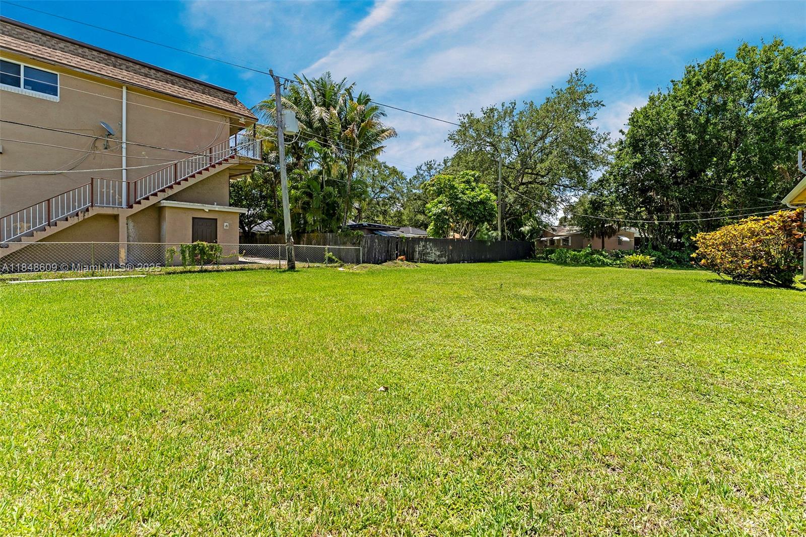 See details / sq. ft. $ 2025-07-29 0 Photo