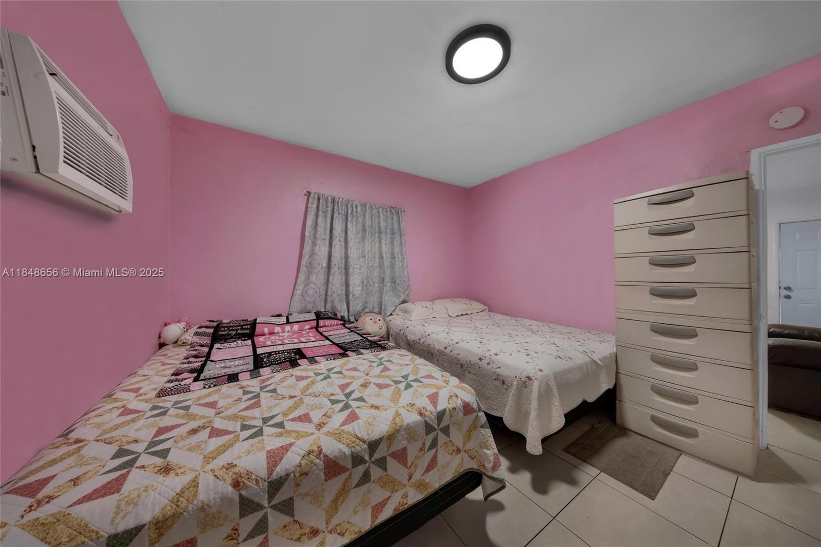 Ver detalles / 1026 sq. ft. $ 2025-07-29 0 foto