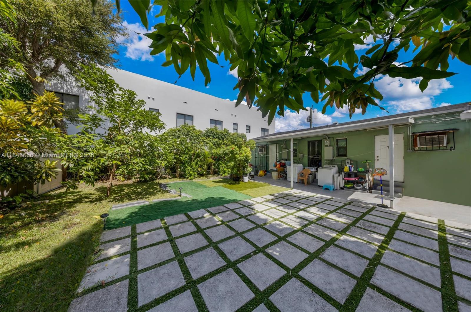 Ver detalles / 1026 sq. ft. $ 2025-07-29 0 foto