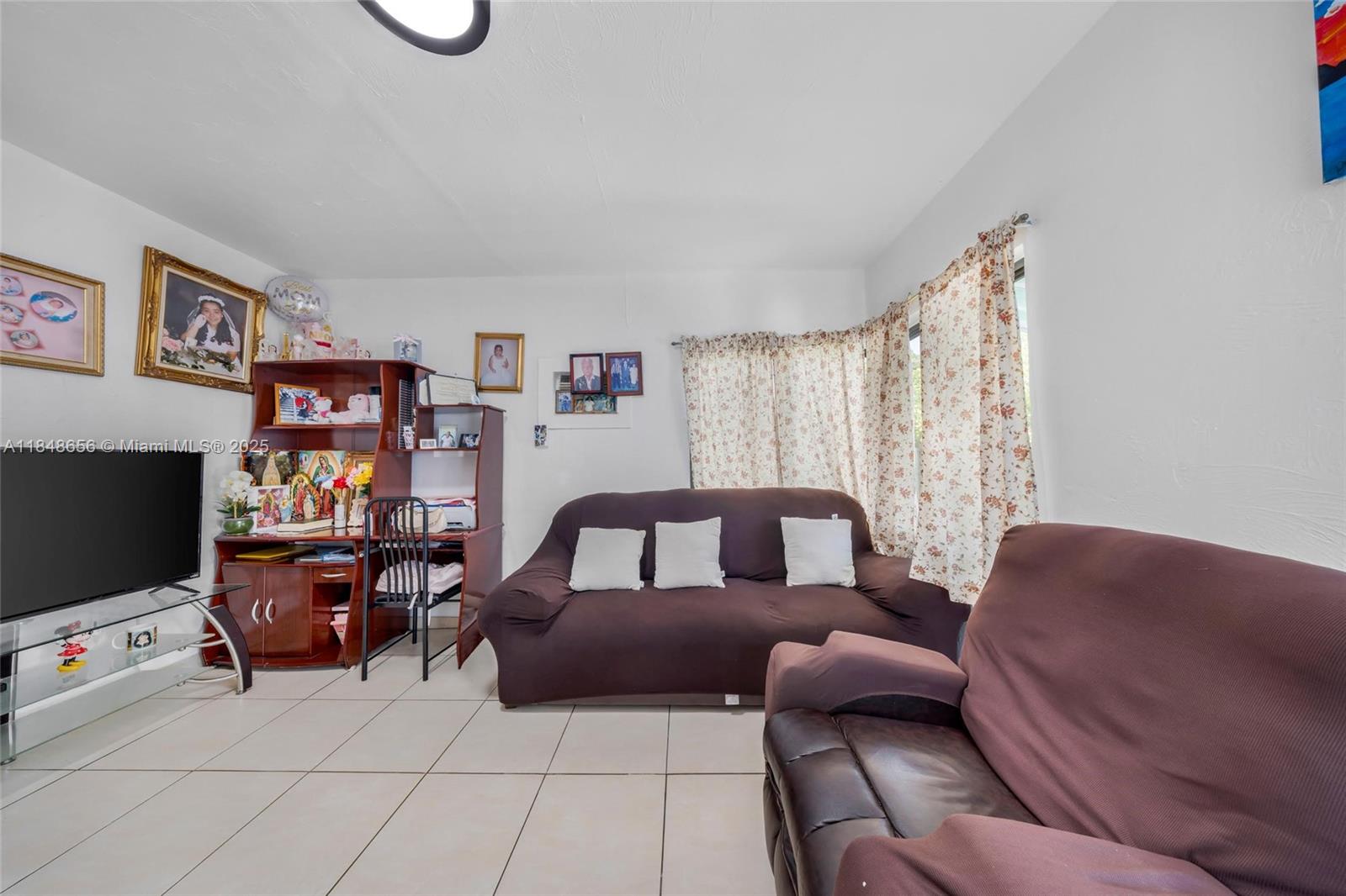 Ver detalles / 1026 sq. ft. $ 2025-07-29 0 foto