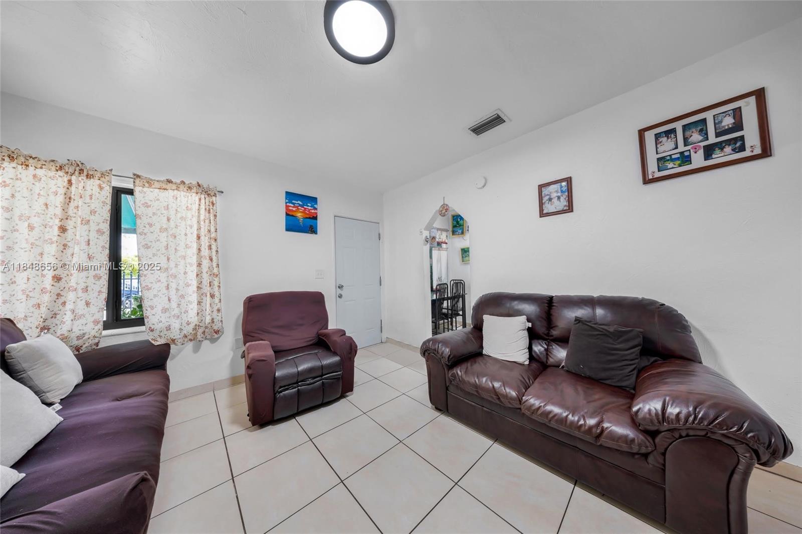 Ver detalles / 1026 sq. ft. $ 2025-07-29 0 foto
