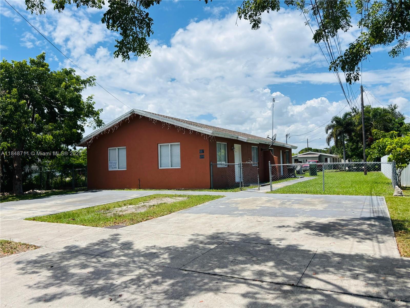 Ver detalles / 1485 sq. ft. $ 2025-07-29 0 foto