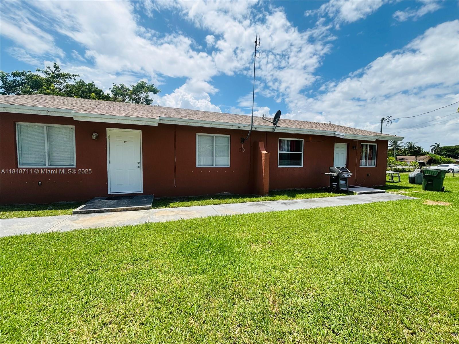 Ver detalles / 1485 sq. ft. $ 2025-07-29 0 foto