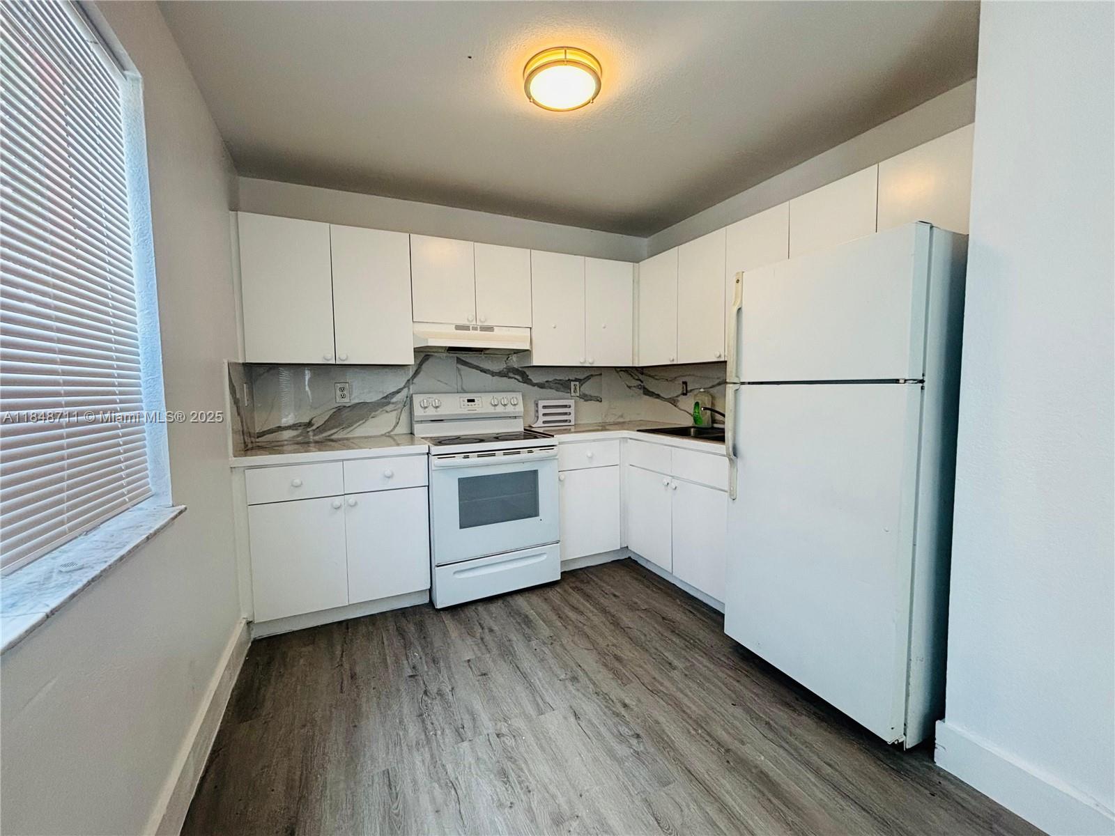 Ver detalles / 1485 sq. ft. $ 2025-07-29 0 foto