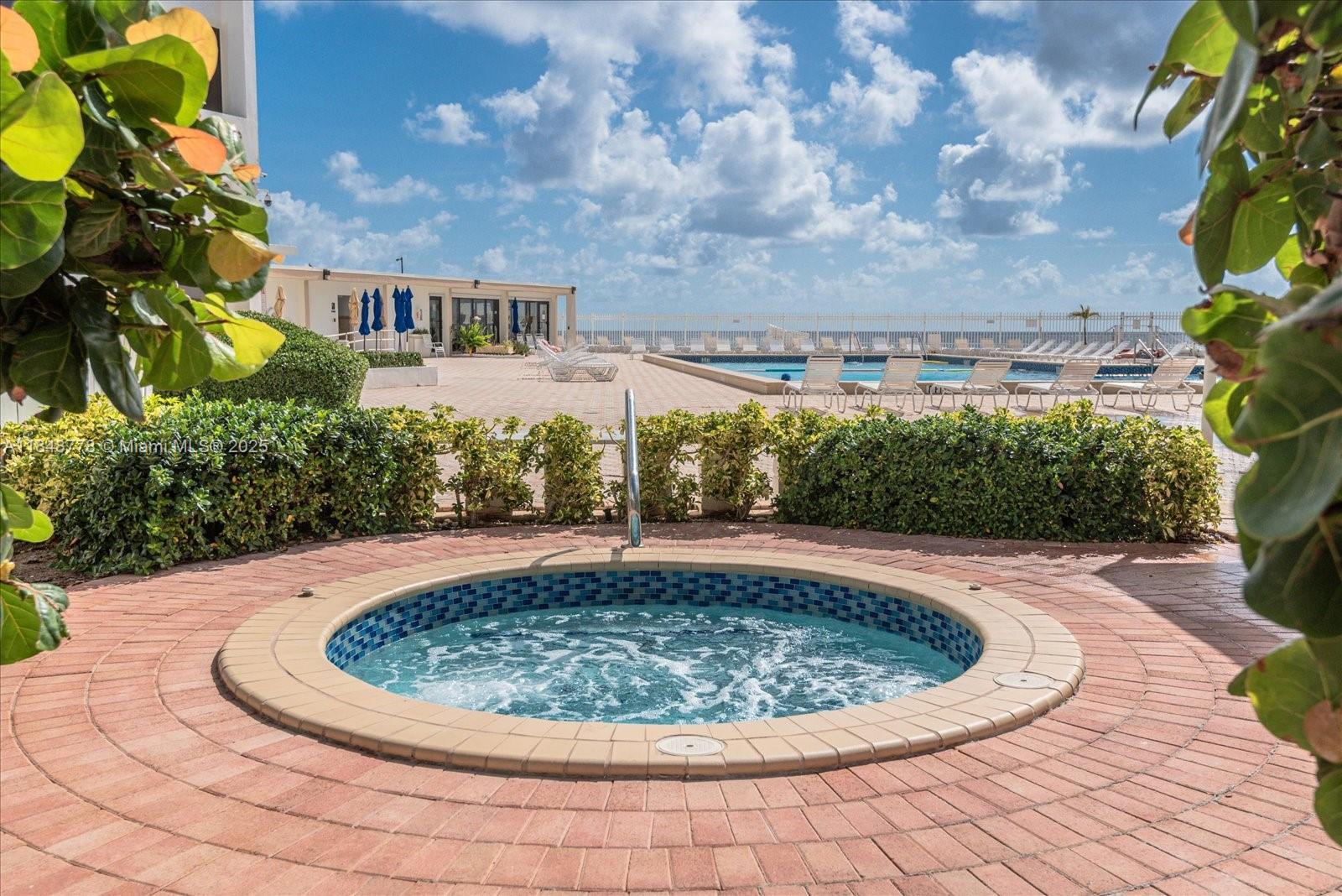 Photo of 3505 OCEAN DR  #1015, Hollywood, Florida, 33019 - 