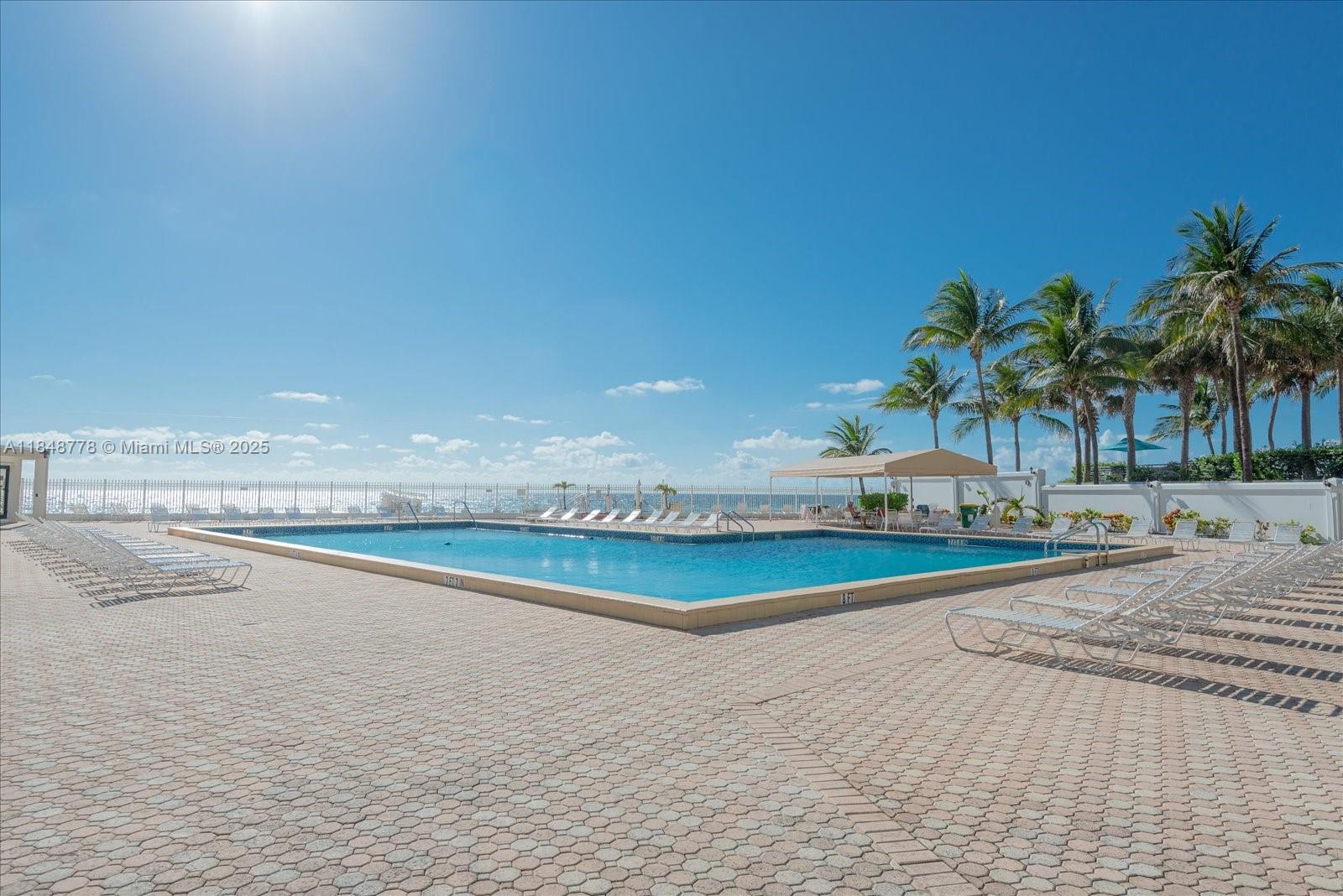 Photo of 3505 OCEAN DR  #1015, Hollywood, Florida, 33019 - 