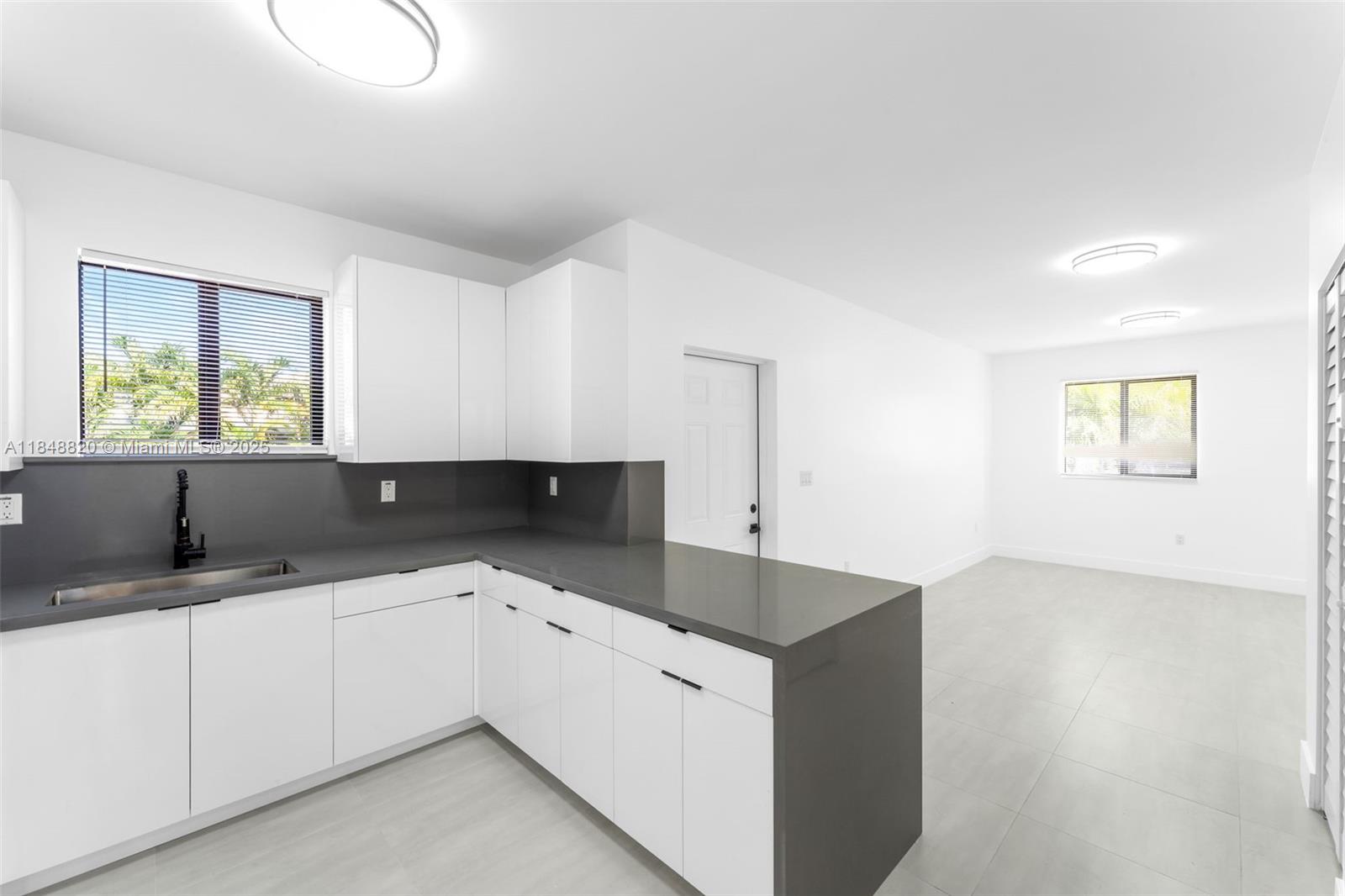 Ver detalles / 0 sq. ft. $ 2025-07-29 0 foto