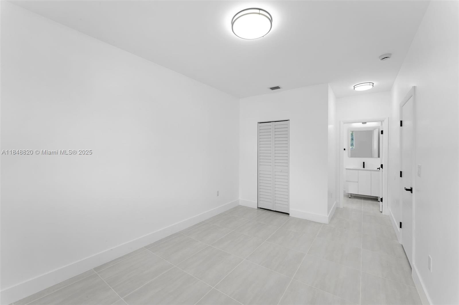 Ver detalles / 0 sq. ft. $ 2025-07-29 0 foto