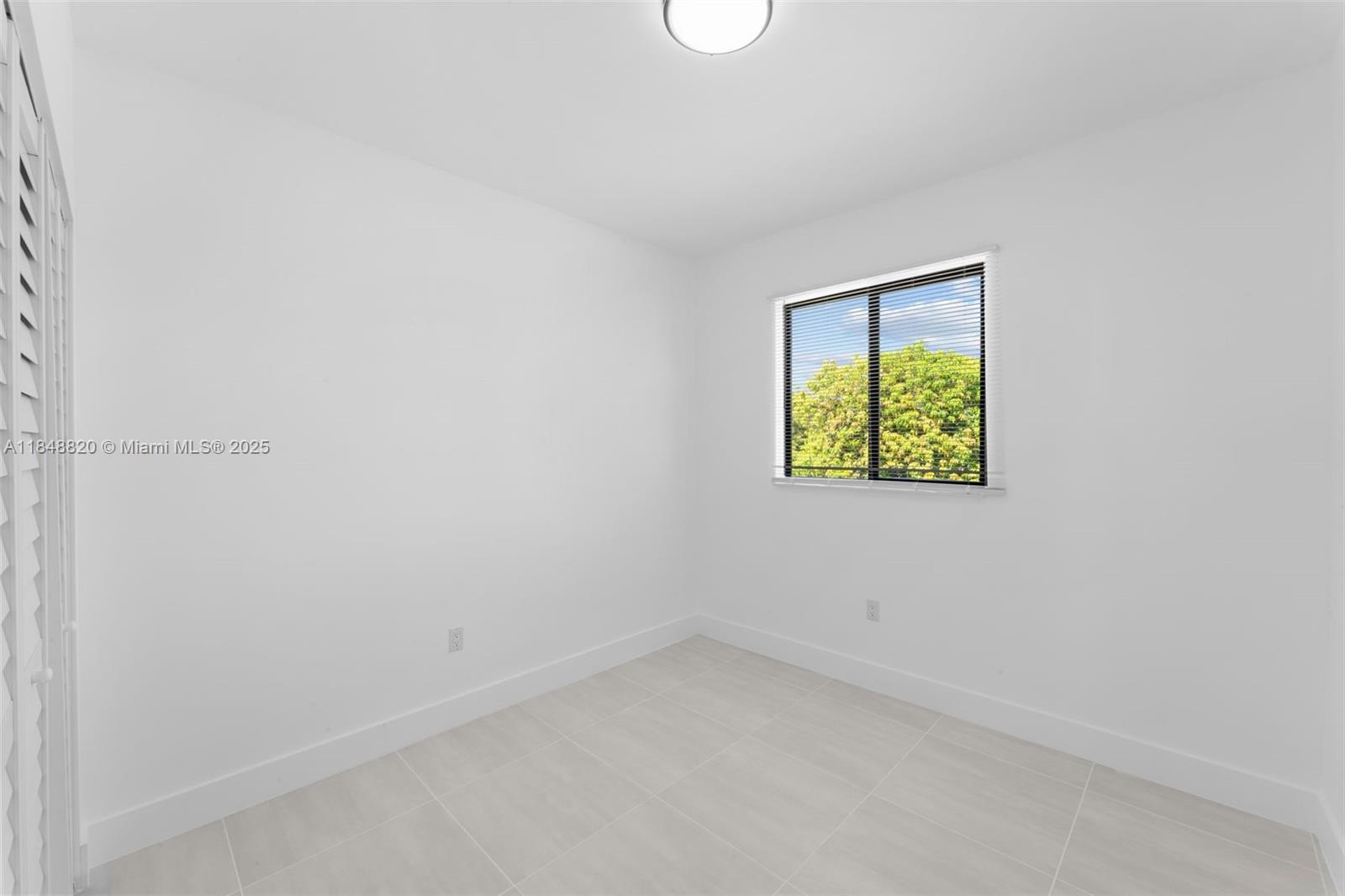 Ver detalles / 0 sq. ft. $ 2025-07-29 0 foto