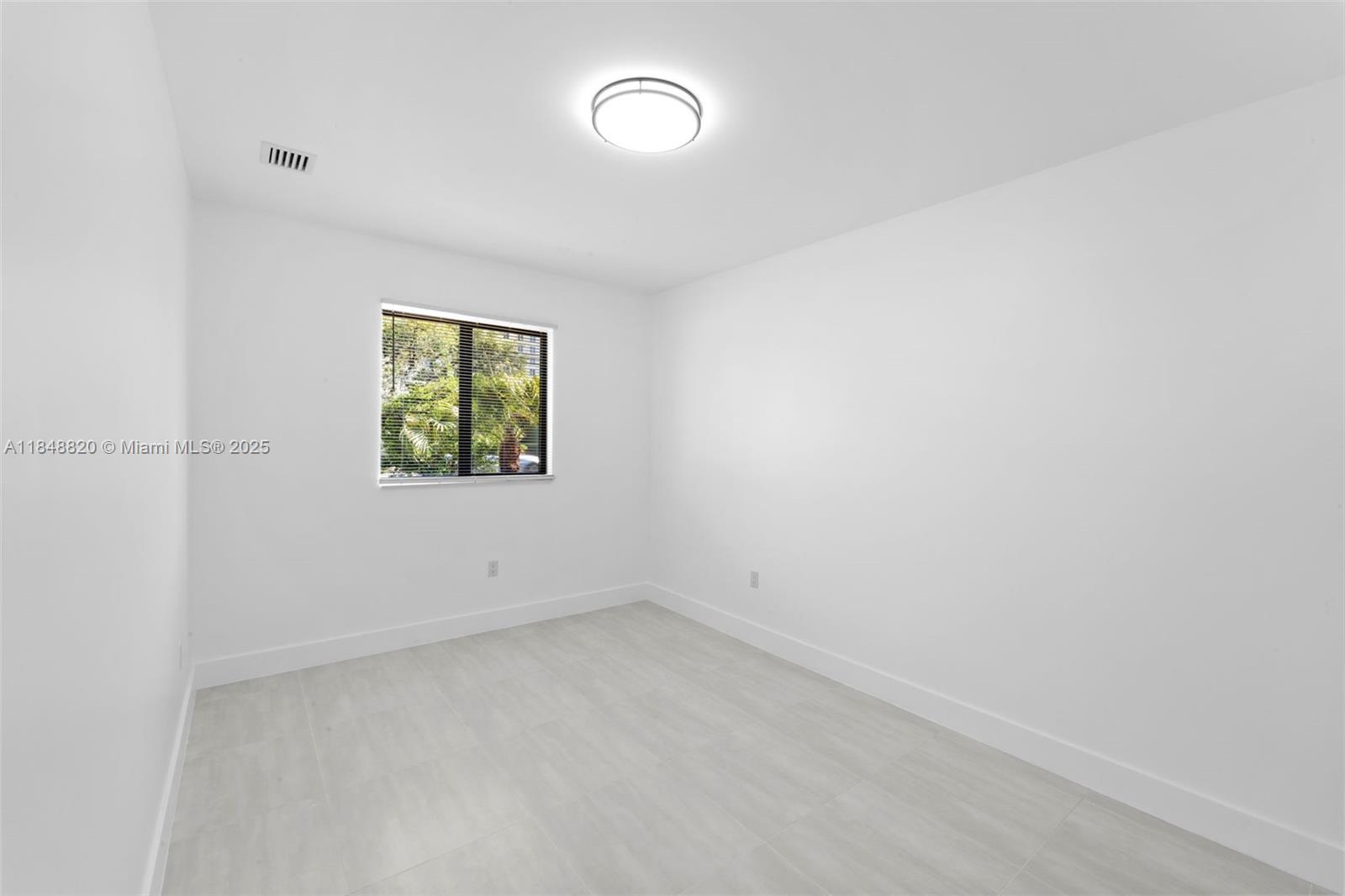 Ver detalles / 0 sq. ft. $ 2025-07-29 0 foto