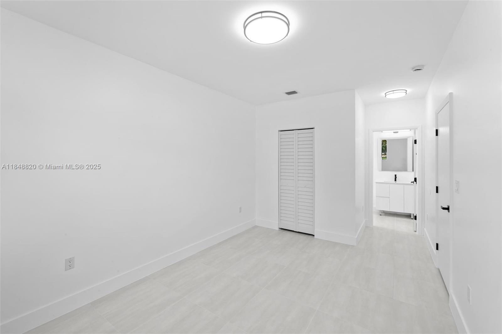 Ver detalles / 0 sq. ft. $ 2025-07-29 0 foto