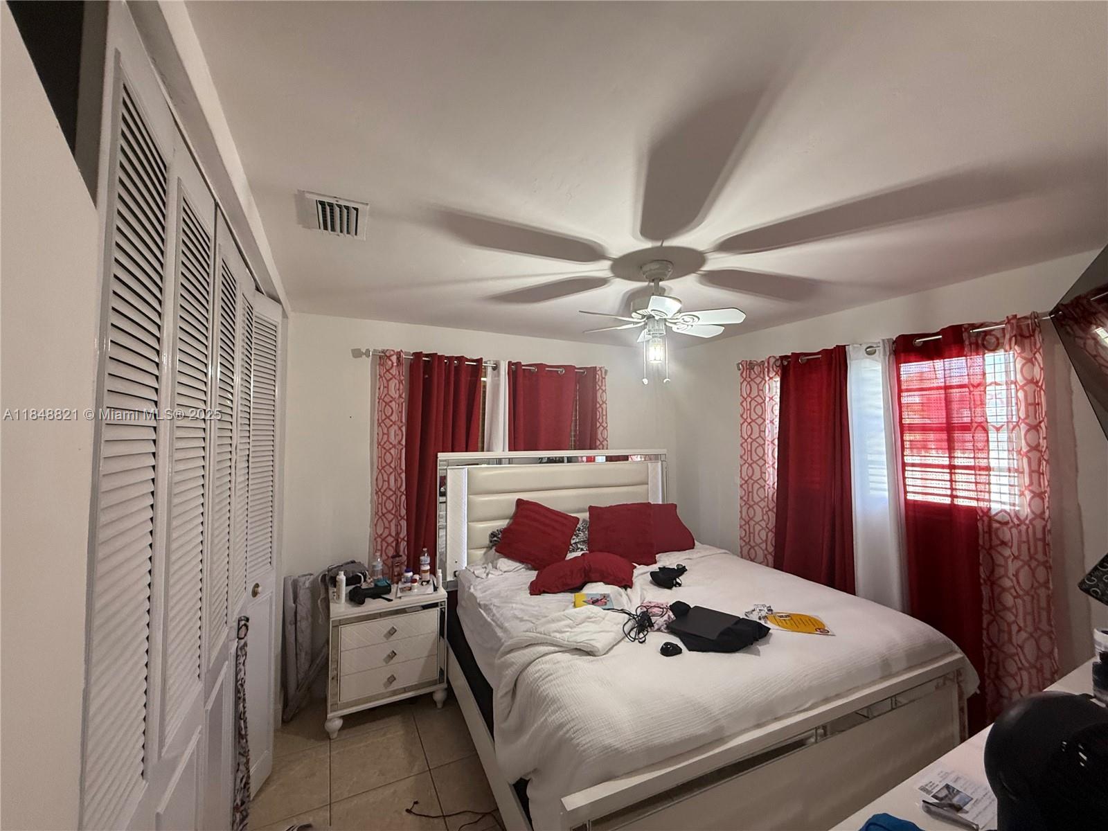 See details / 2150 sq. ft. $ 2025-07-29 0 Photo