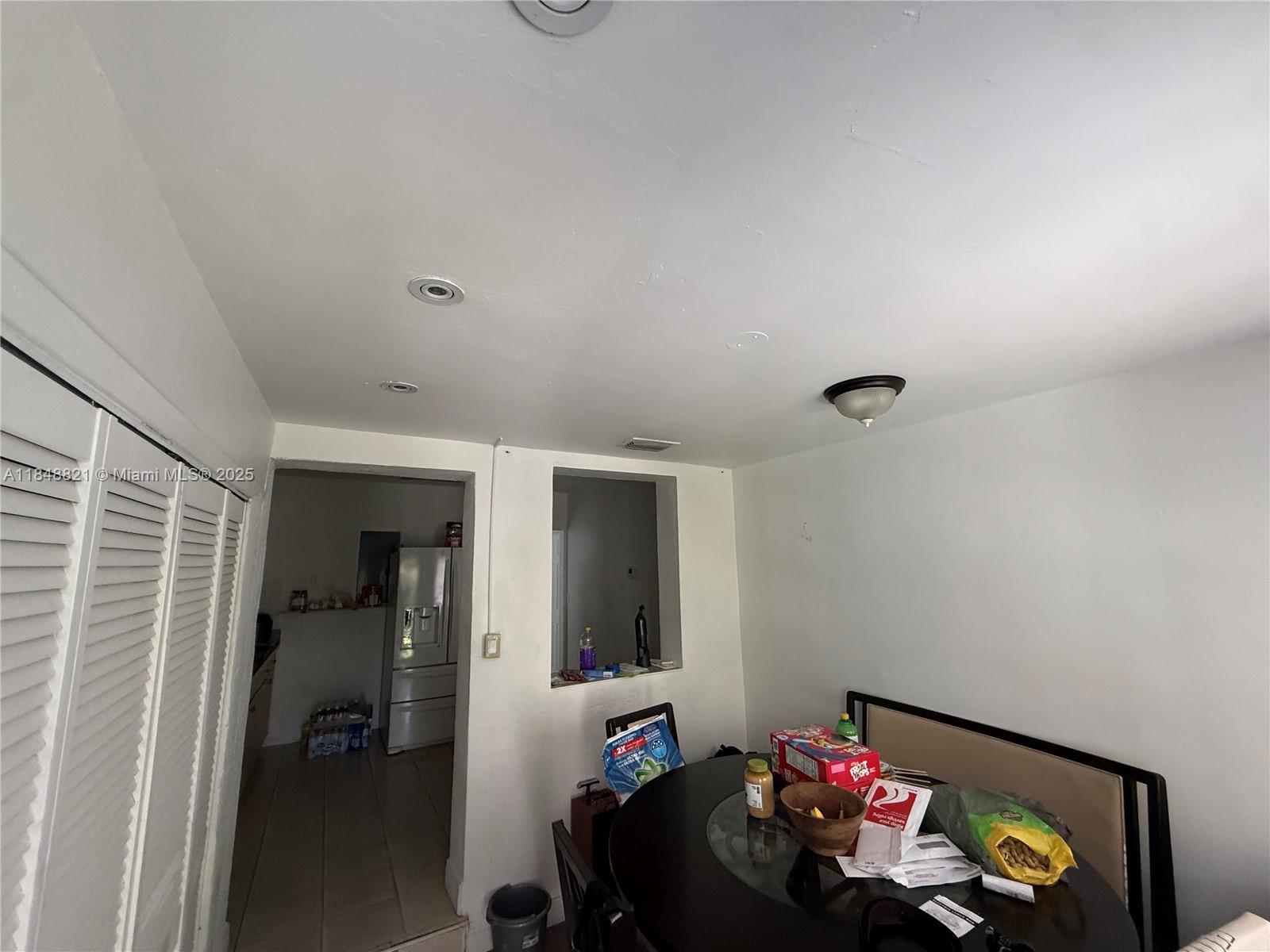 See details / 2150 sq. ft. $ 2025-07-29 0 Photo