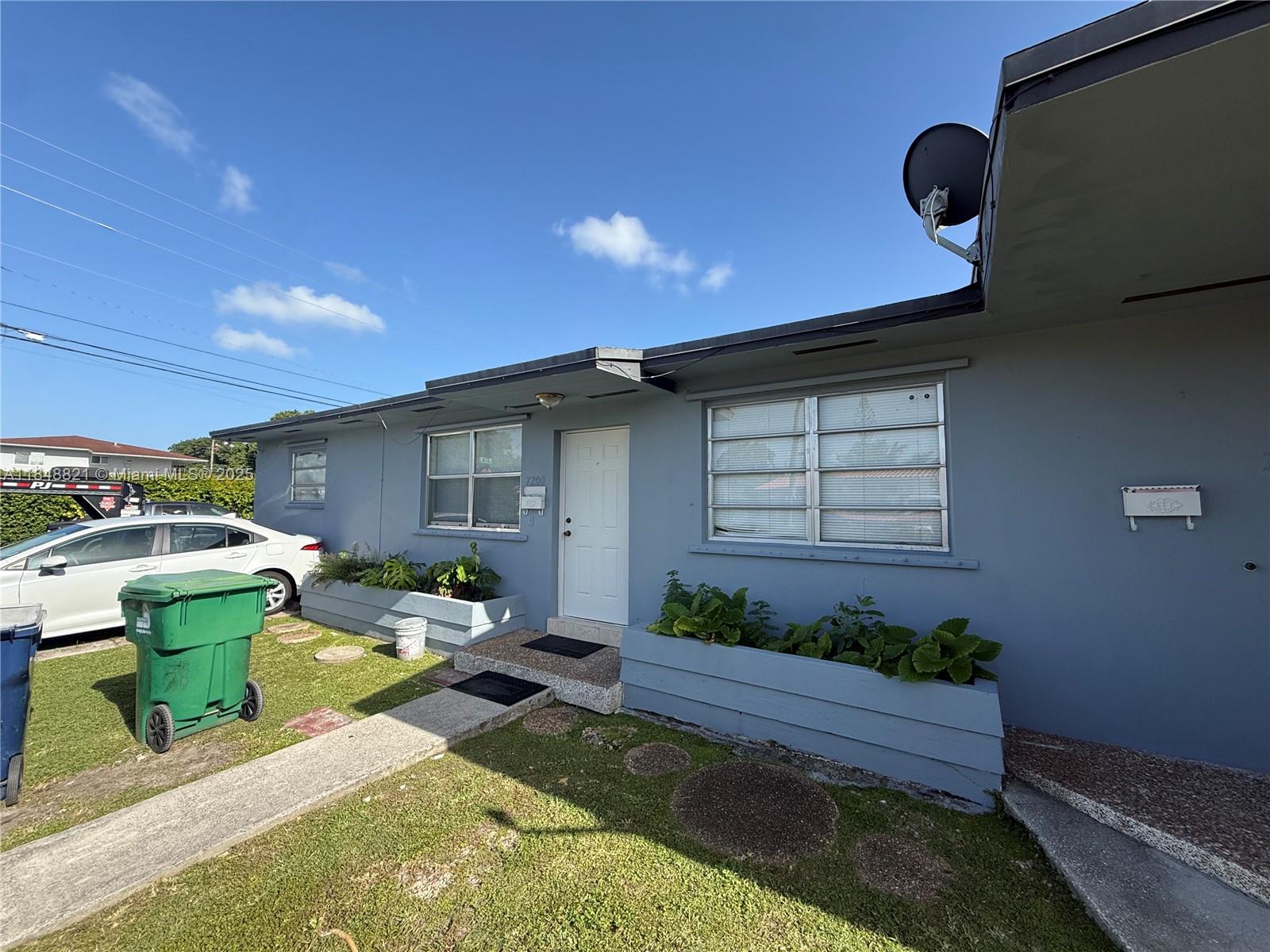 See details / 2150 sq. ft. $ 2025-07-29 0 Photo