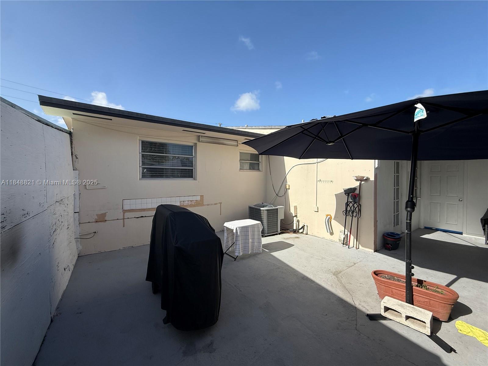 See details / 2150 sq. ft. $ 2025-07-29 0 Photo