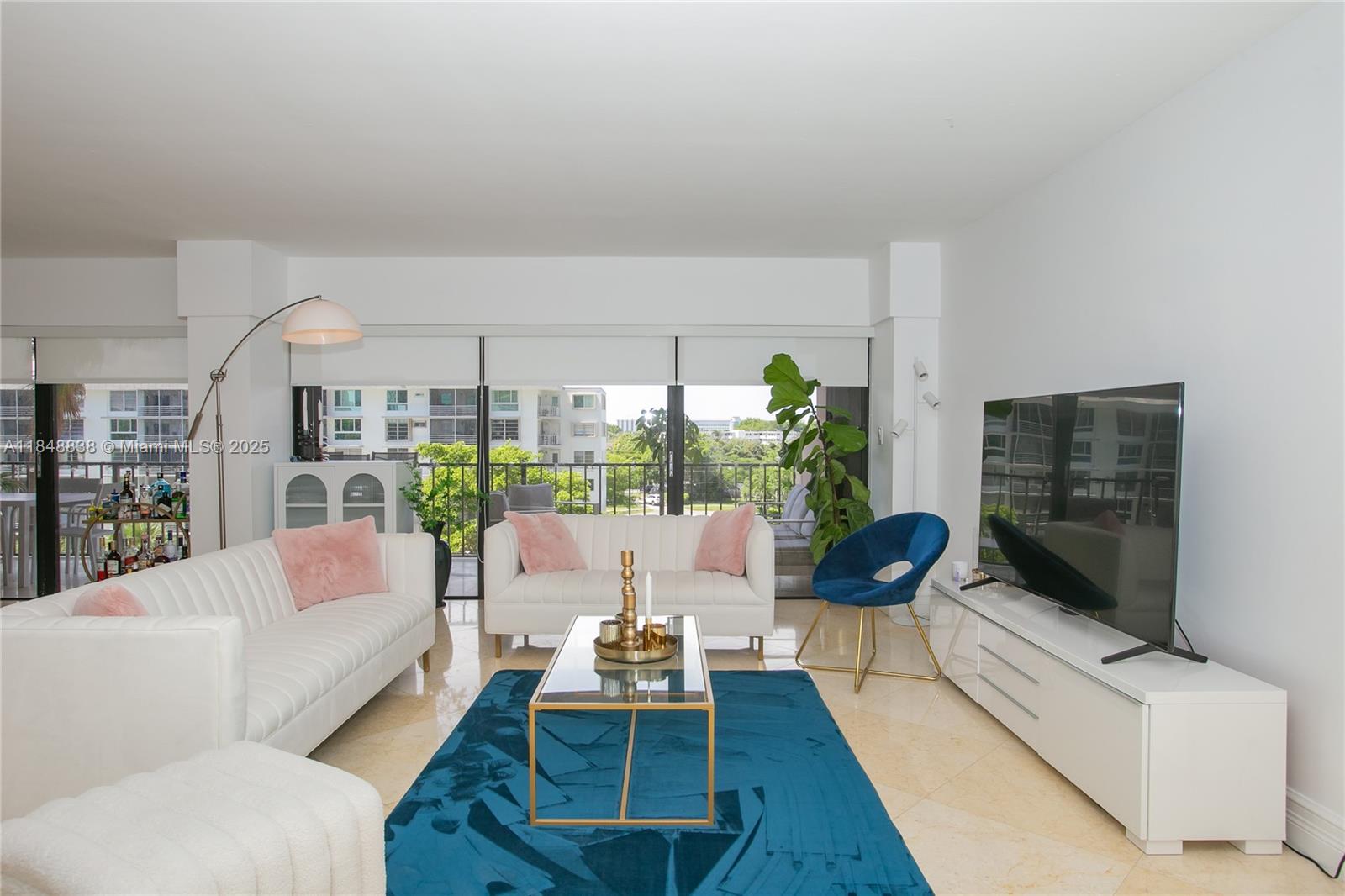 See details 511 2 / 3 1950 sq. ft. $ 2025-07-29 0 Photo