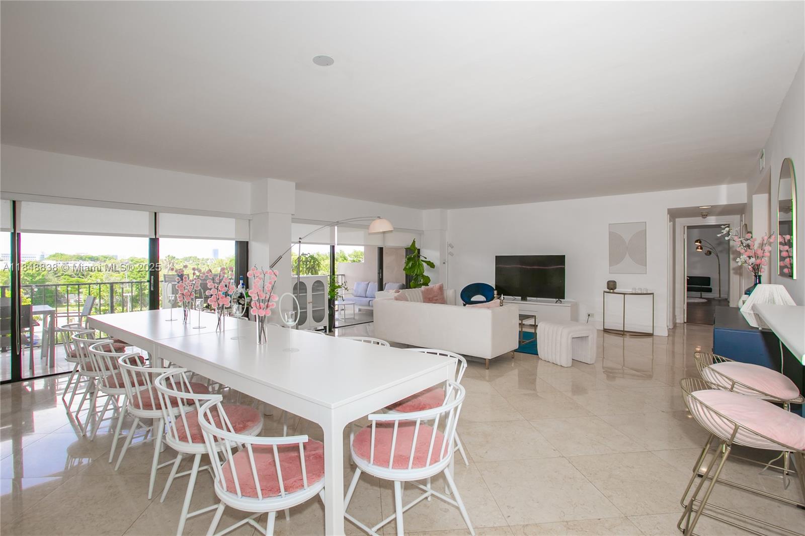 See details 511 2 / 3 1950 sq. ft. $ 2025-07-29 0 Photo