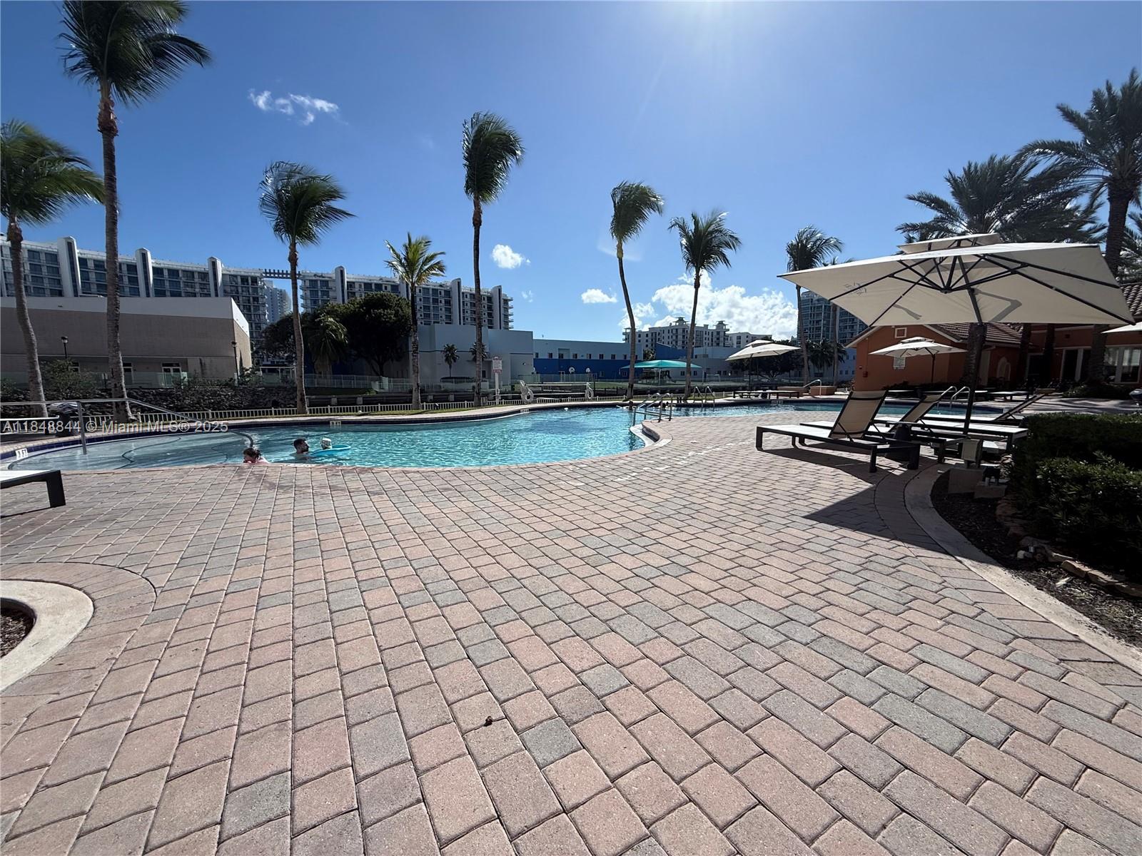 Photo of 3330 190th St  #1815, Aventura, Florida, 33180 - 