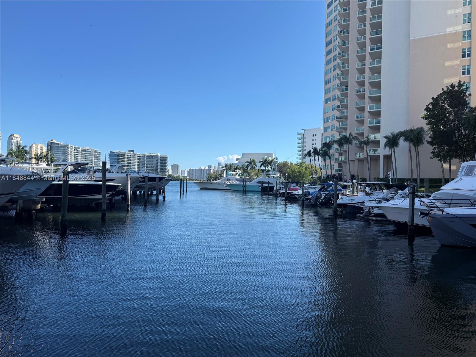 Photo of 3330 190th St  #1815, Aventura, Florida, 33180 - 