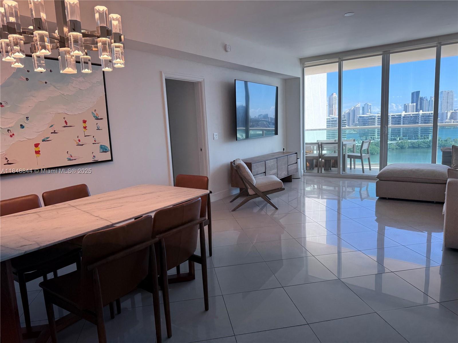 Photo of 3330 190th St  #1815, Aventura, Florida, 33180 - 