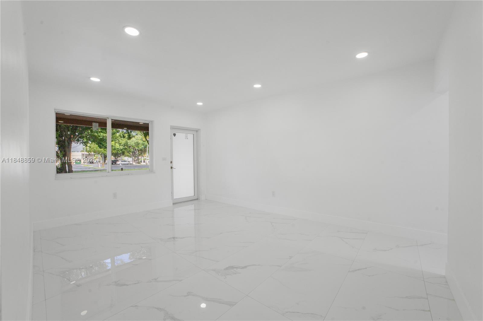 Ver detalles / 1568 sq. ft. $ 2025-07-29 0 foto