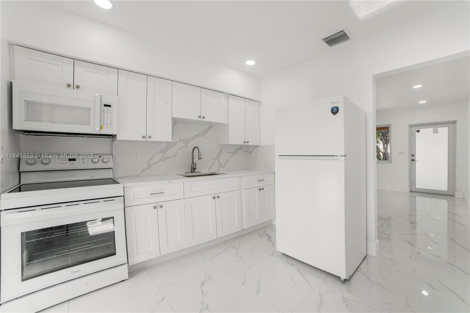 Ver detalles / 1568 sq. ft. $ 2025-07-29 0 foto