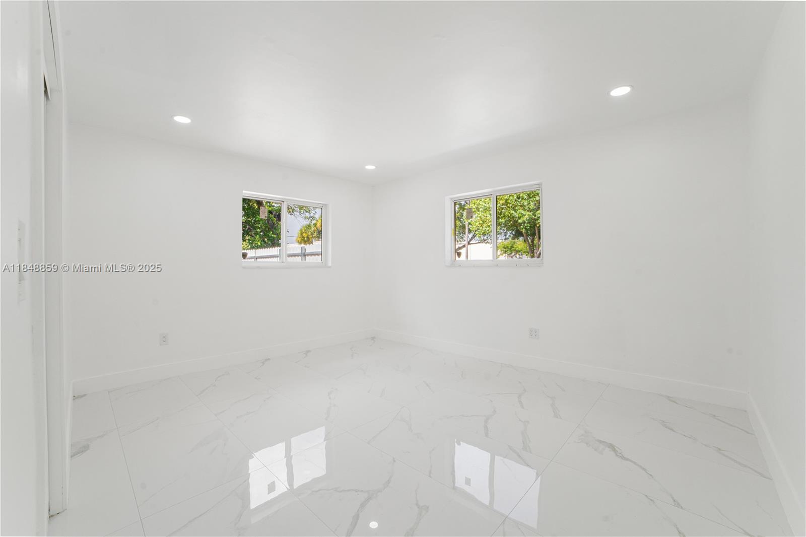 Ver detalles / 1568 sq. ft. $ 2025-07-29 0 foto