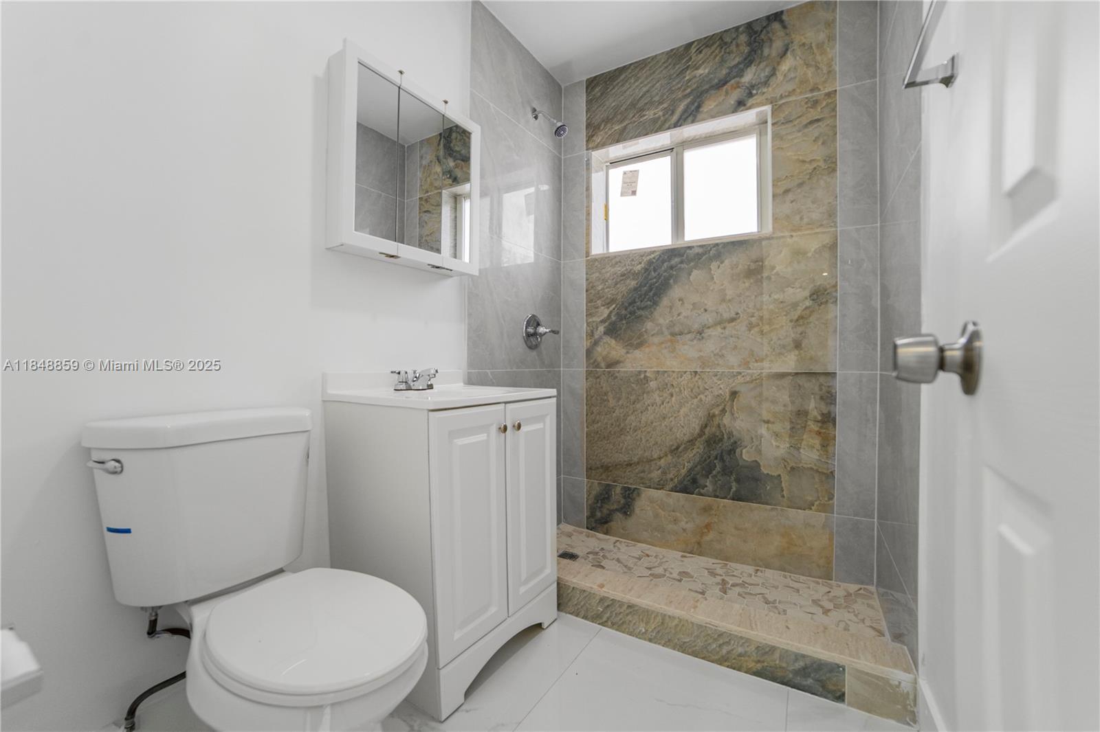 Ver detalles / 1568 sq. ft. $ 2025-07-29 0 foto
