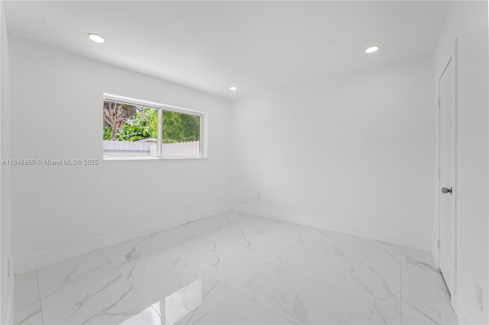 Ver detalles / 1568 sq. ft. $ 2025-07-29 0 foto