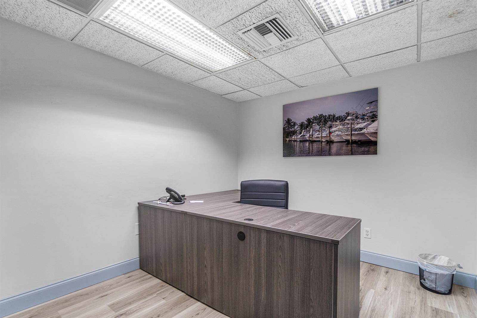 Ver detalles / 4 sq. ft. $ 2026-06-17 0 foto