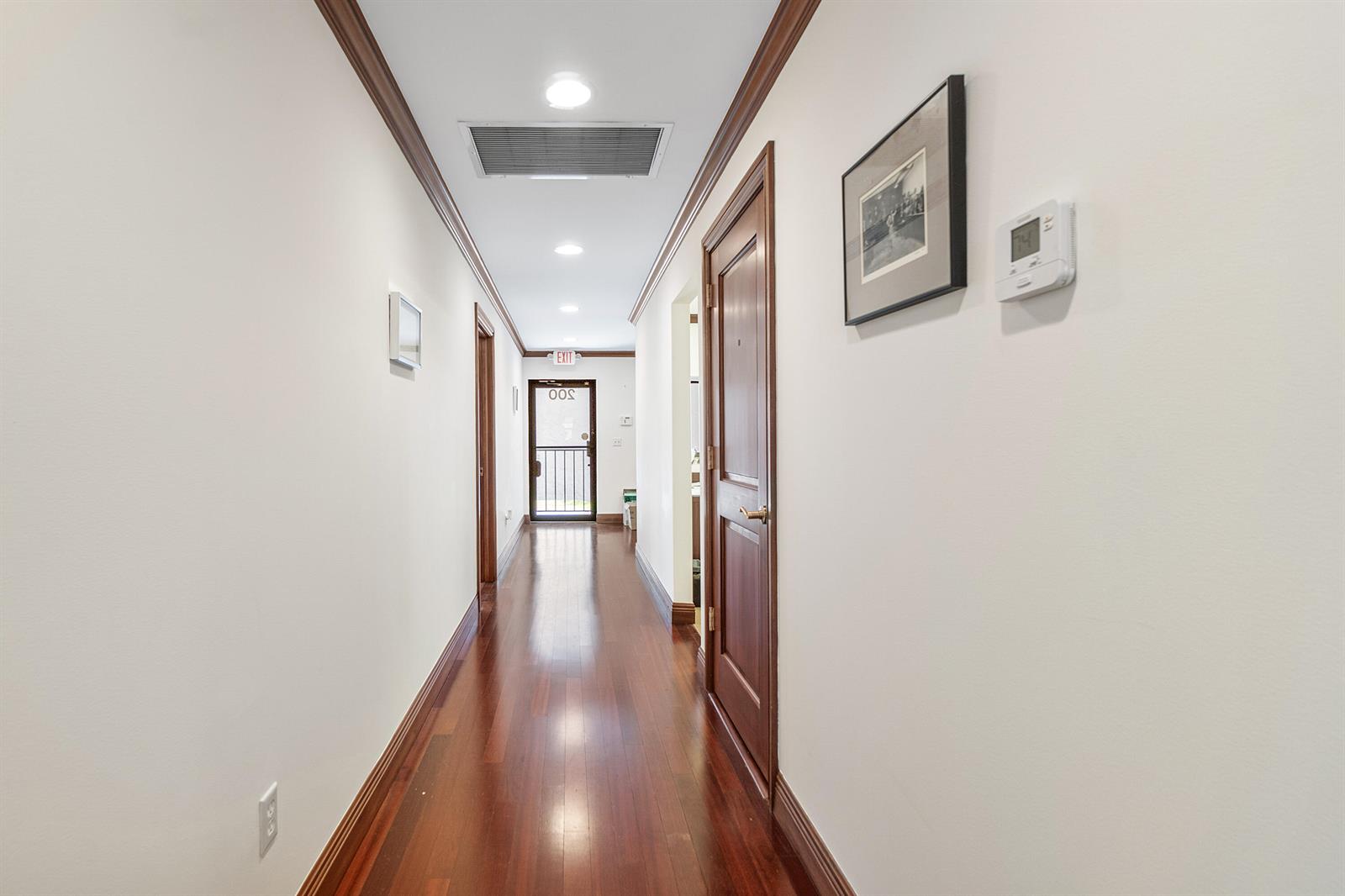 Ver detalles / 4 sq. ft. $ 2026-06-17 0 foto
