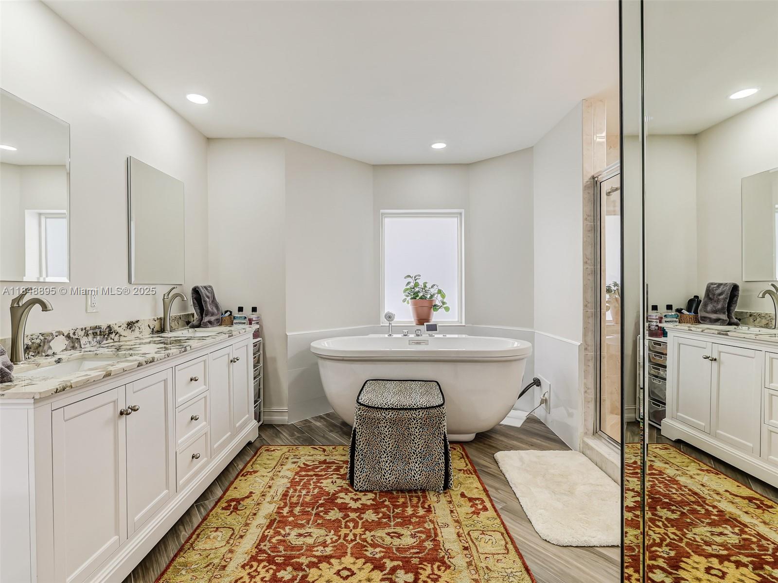 Photo of 3156 212th Ter  (3156), Aventura, Florida, 33180 - 