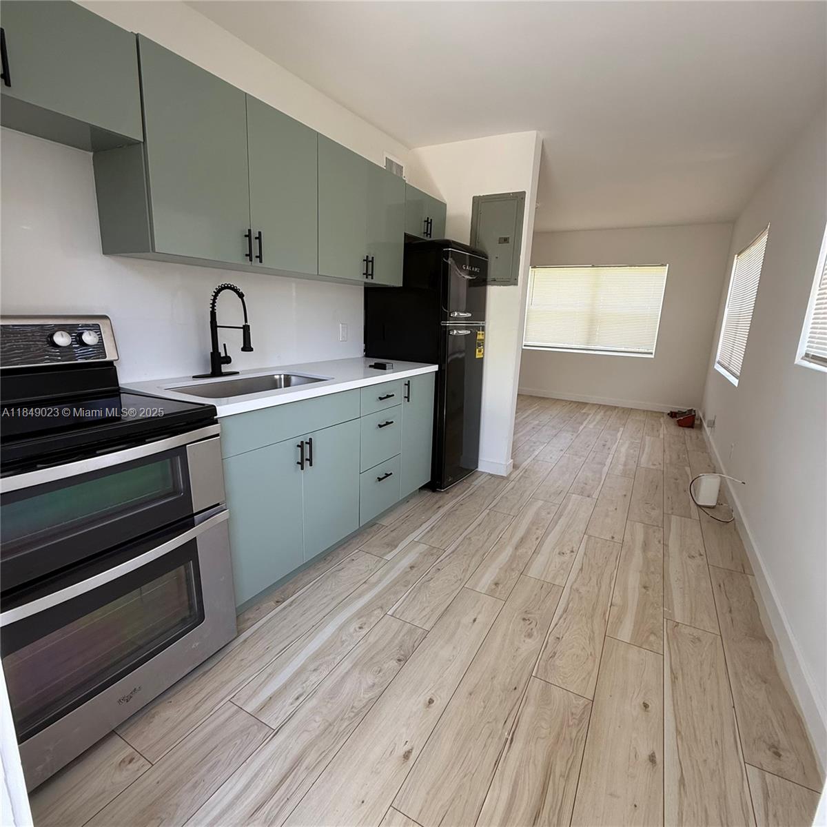Ver detalles / 2080 sq. ft. $ 2025-08-07 0 foto