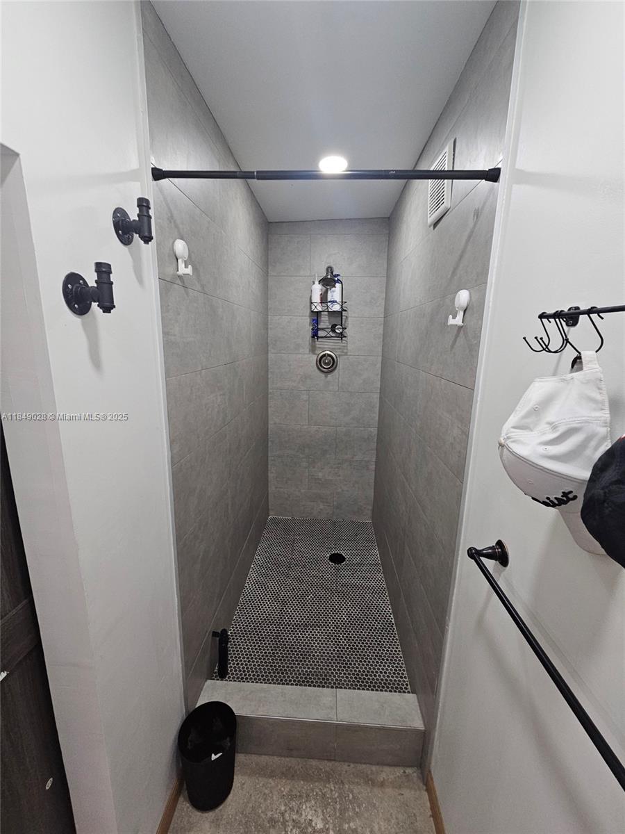   /   sq. ft. $ 2025-07-29 0 Photo