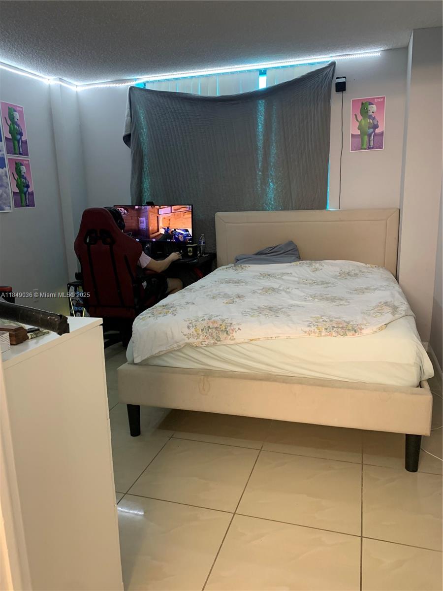 See details 604 2 / 2 1232 sq. ft. $ 2025-07-29 0 Photo