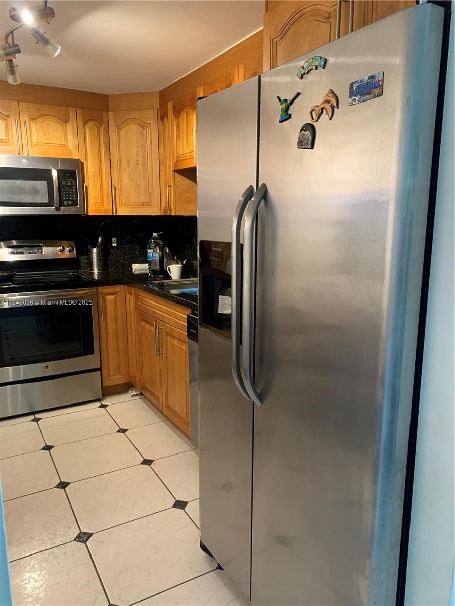See details 604 2 / 2 1232 sq. ft. $ 2025-07-29 0 Photo
