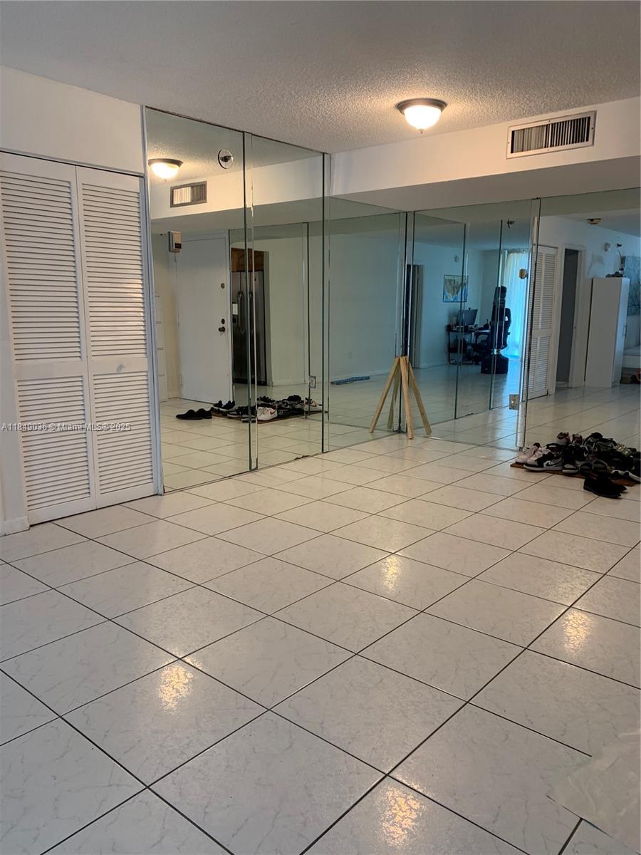 See details 604 2 / 2 1232 sq. ft. $ 2025-07-29 0 Photo