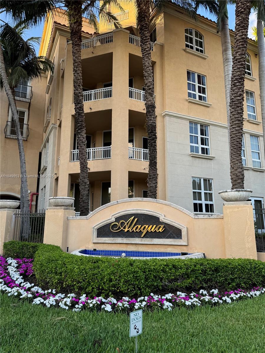Photo of 3001 185th St  #123, Aventura, Florida, 33180 - 
