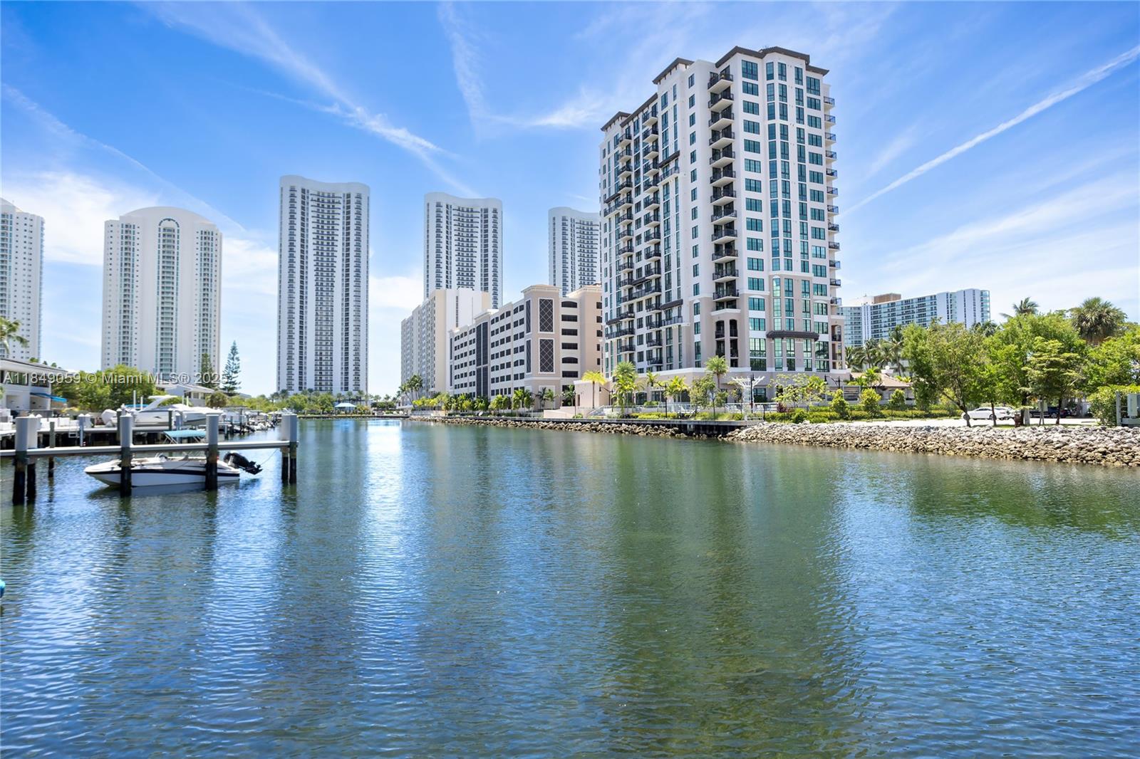 See details 330 4 / 3 2425 sq. ft. $ 2025-07-29 0 Photo