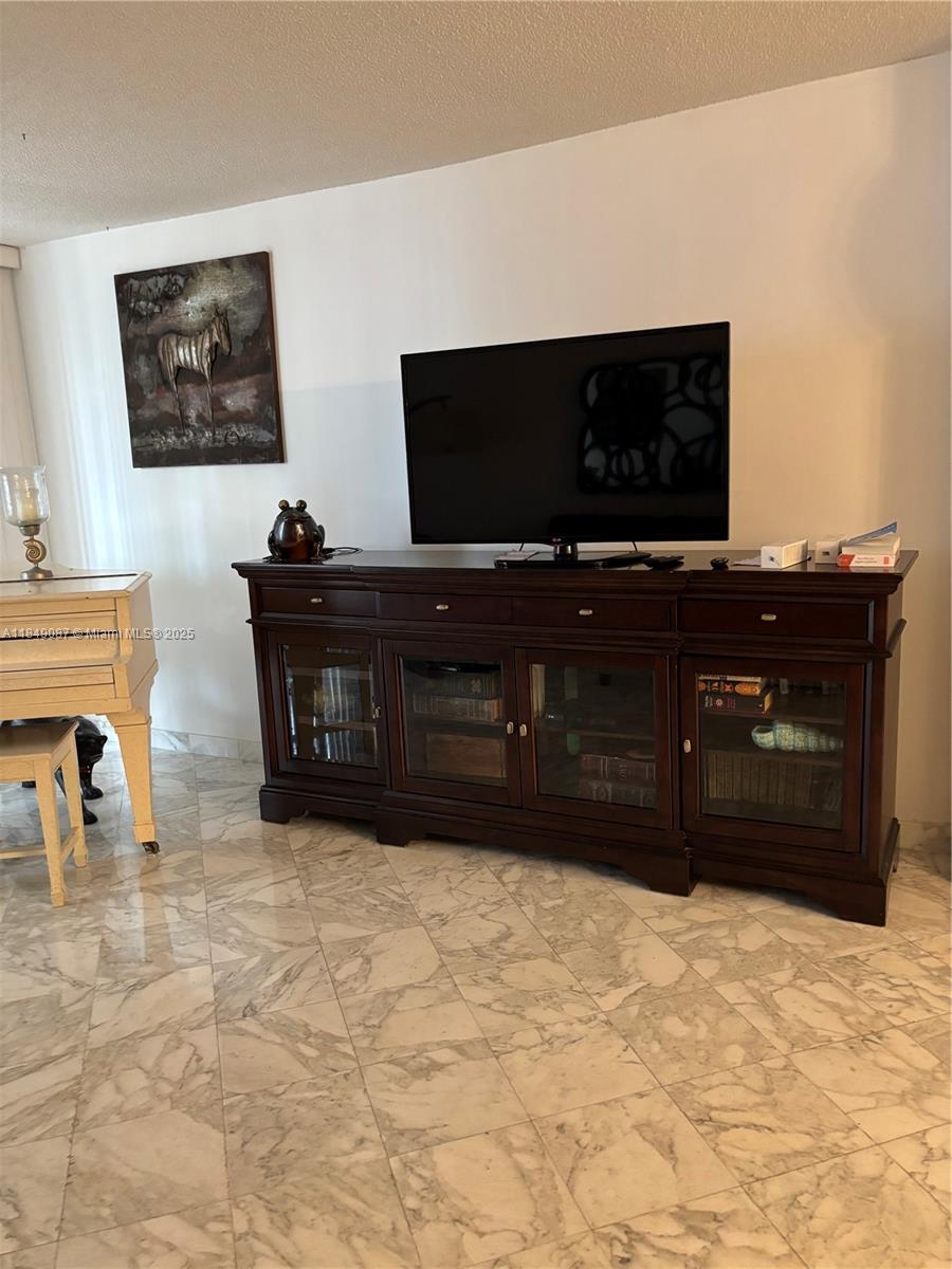 Photo of 1865 Ocean Dr  #4E, Hallandale Beach, Florida, 33009 - 