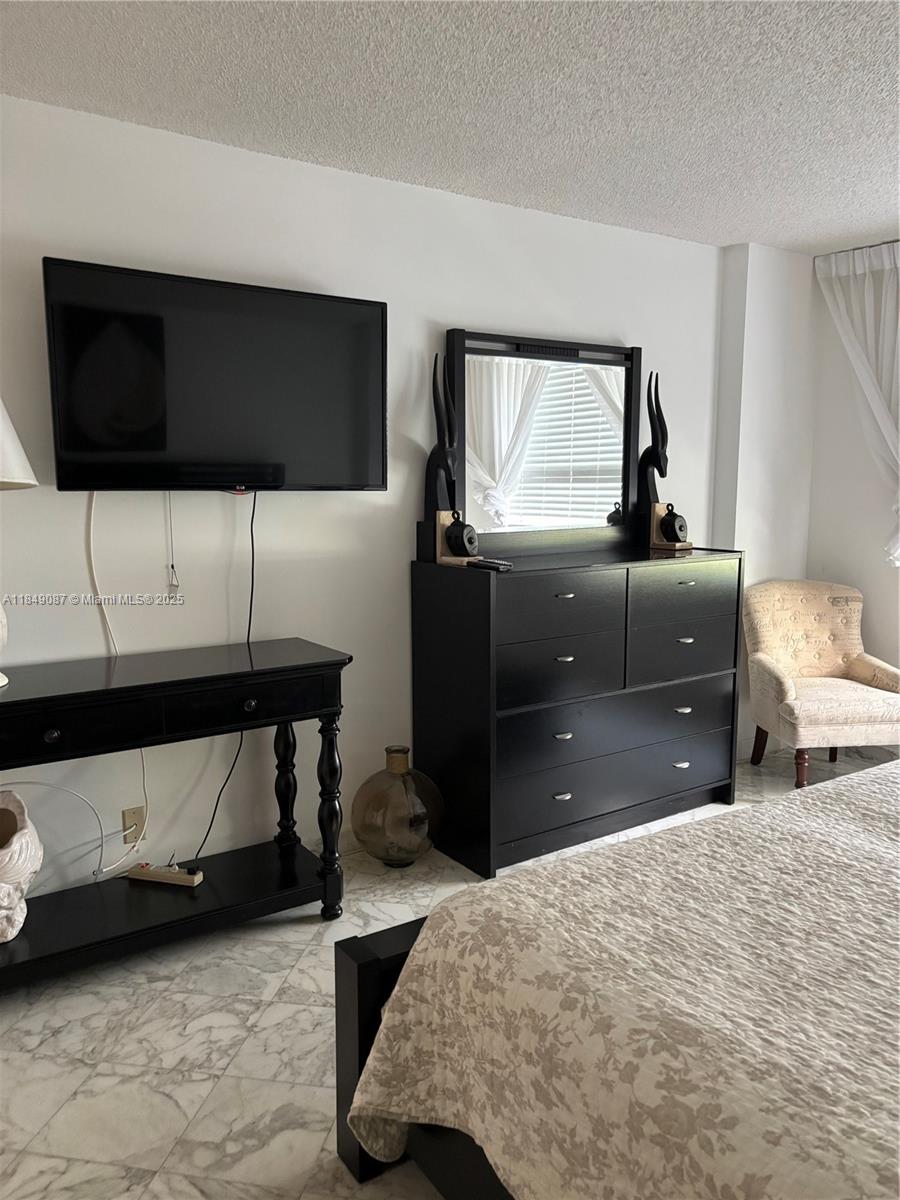 Photo of 1865 Ocean Dr  #4E, Hallandale Beach, Florida, 33009 - 
