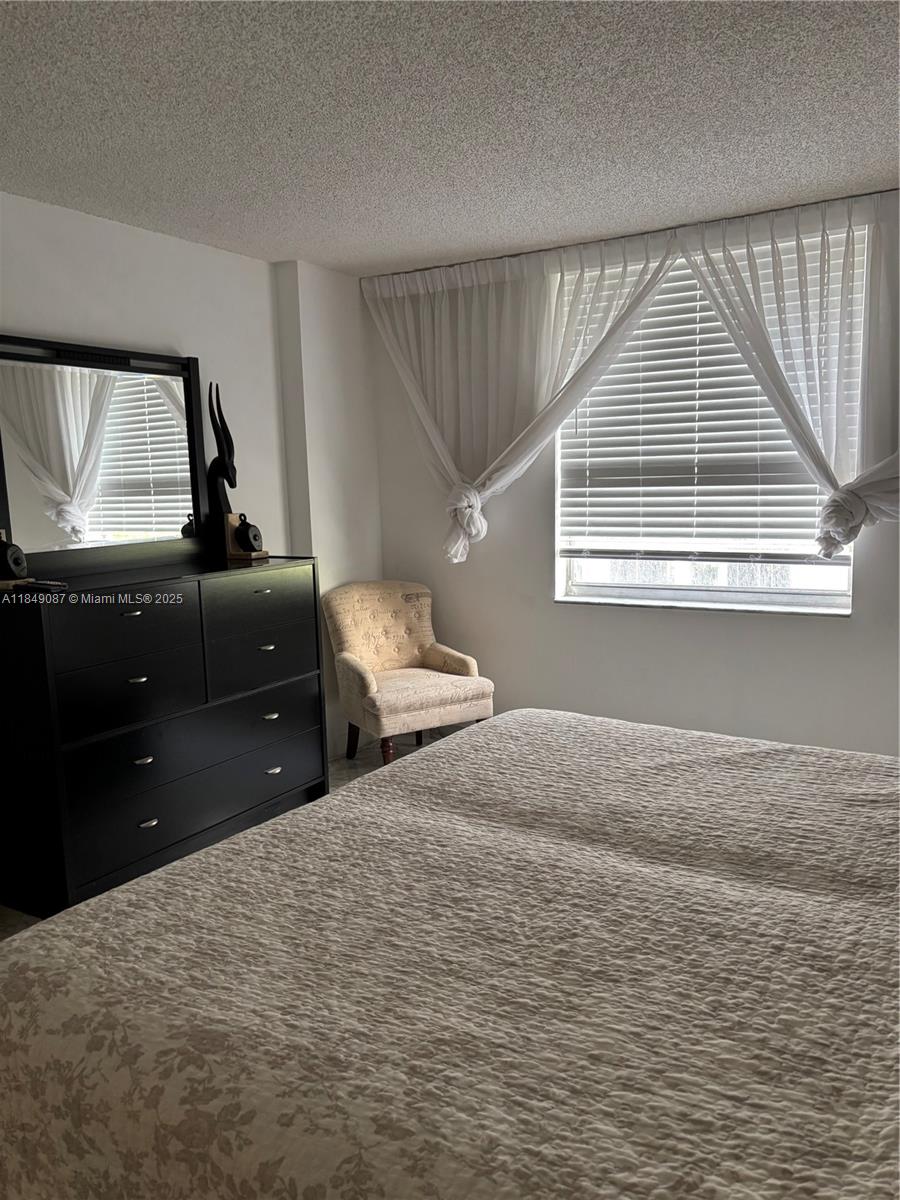 Photo of 1865 Ocean Dr  #4E, Hallandale Beach, Florida, 33009 - 