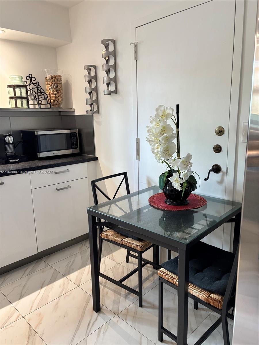 Photo of 1865 Ocean Dr #4E, Hallandale Beach, Florida, 33009 -