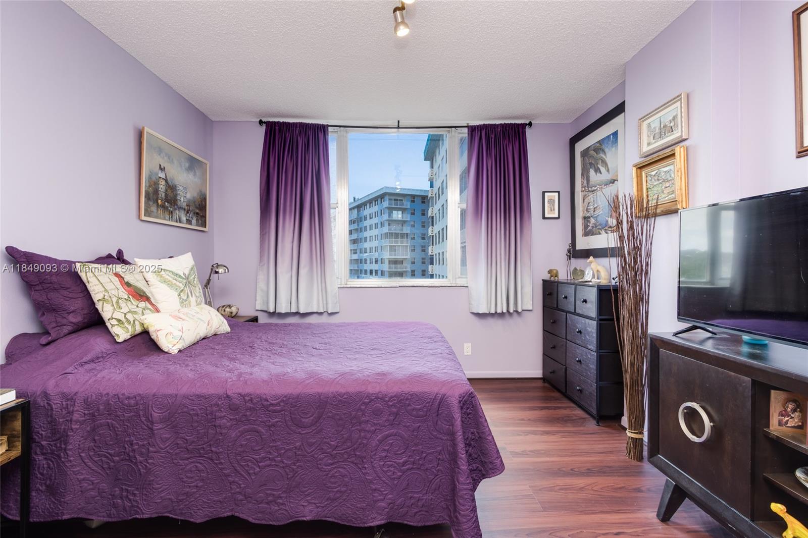 See details 519 2 / 2 1284 sq. ft. $ 2025-07-29 0 Photo