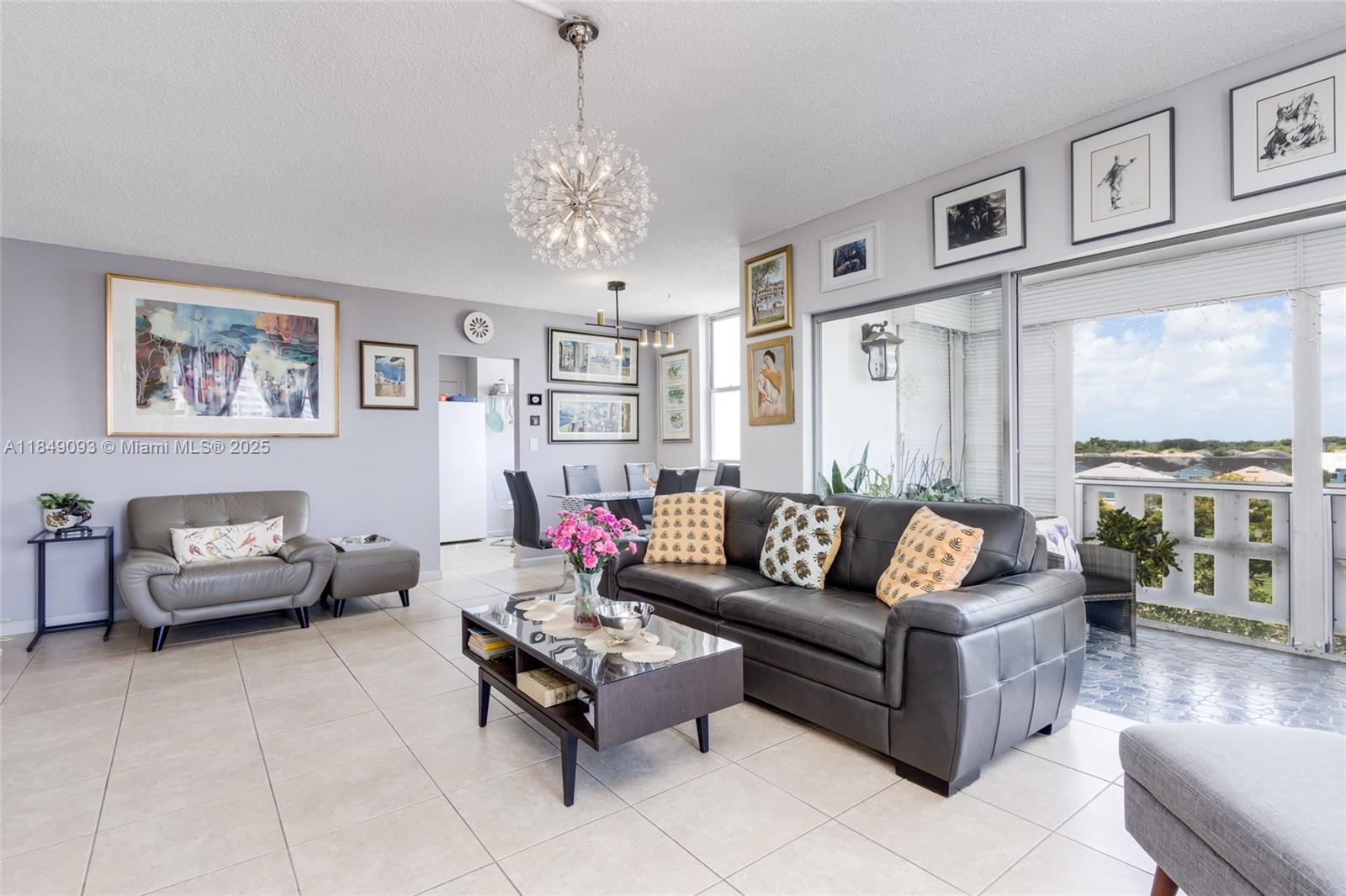See details 519 2 / 2 1284 sq. ft. $ 2025-07-29 0 Photo